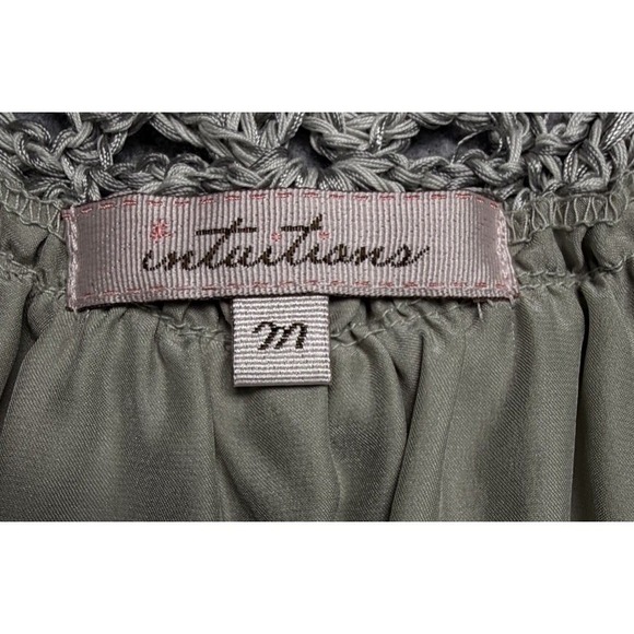 Silk Sleeveless Oyster Grey Blouse Size M Crochet/Beaded Collar Luxury - Picture 5 of 9